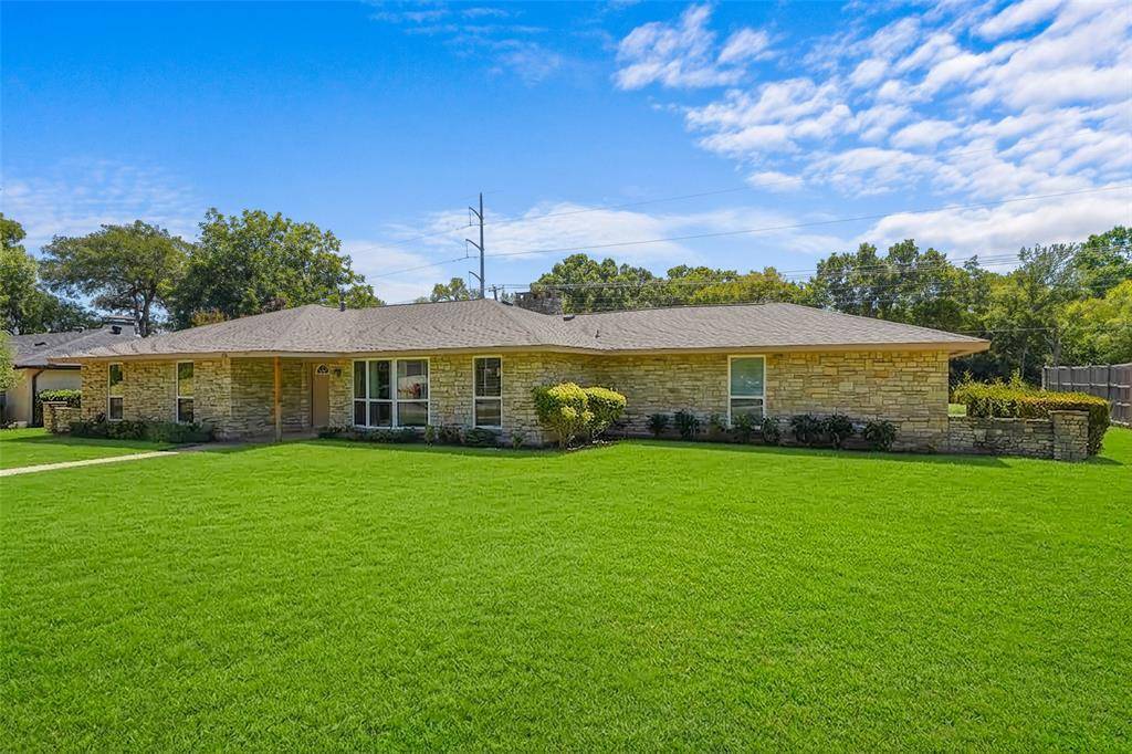 336 Woodbrook Drive, Desoto, TX 75115