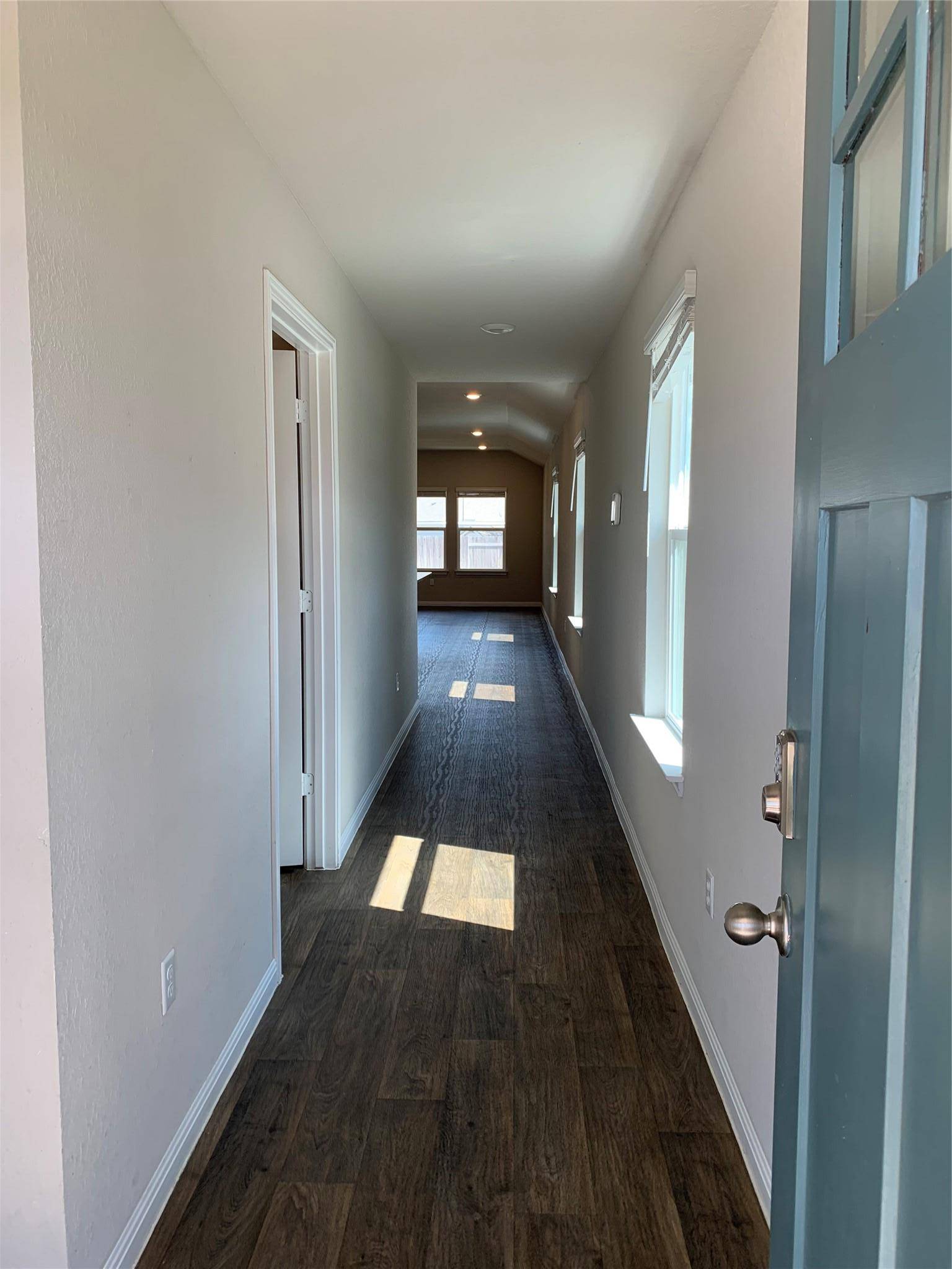 211 Hamilton Pool LN, Bastrop, TX 78602