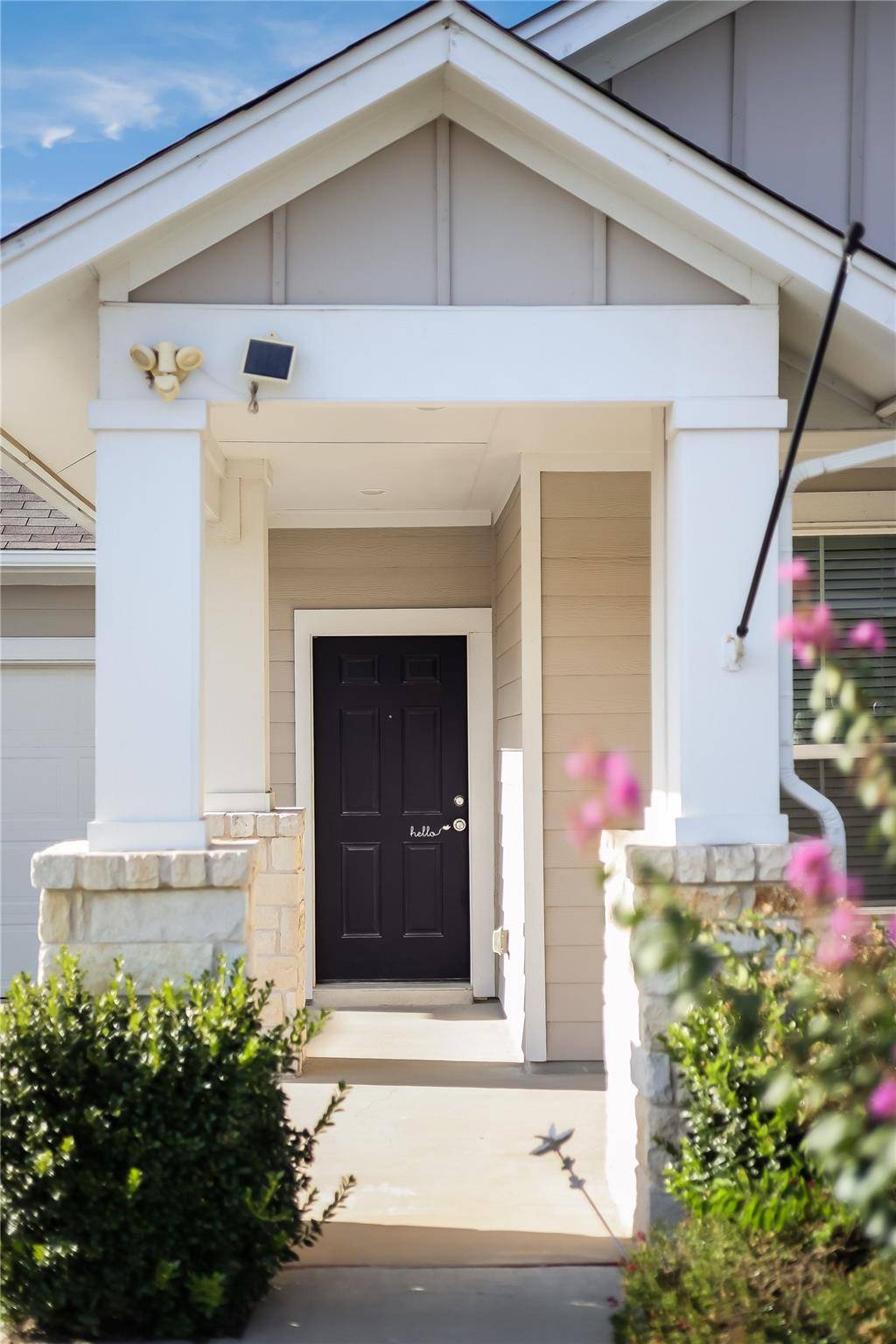 245 E Broade ST, Leander, TX 78641