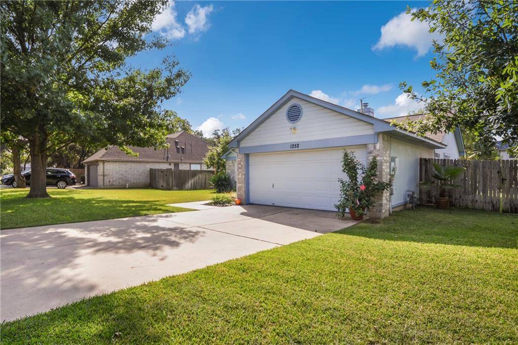 1252 Lacey Oak LOOP, Round Rock, TX 78681