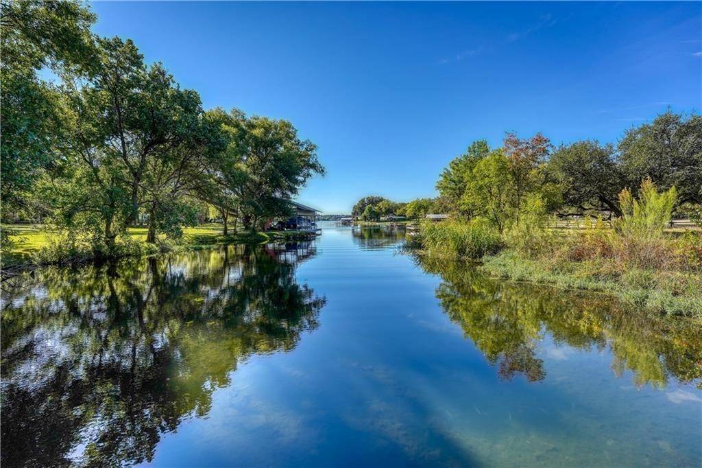 192 Clear Creek DR, Burnet, TX 78611