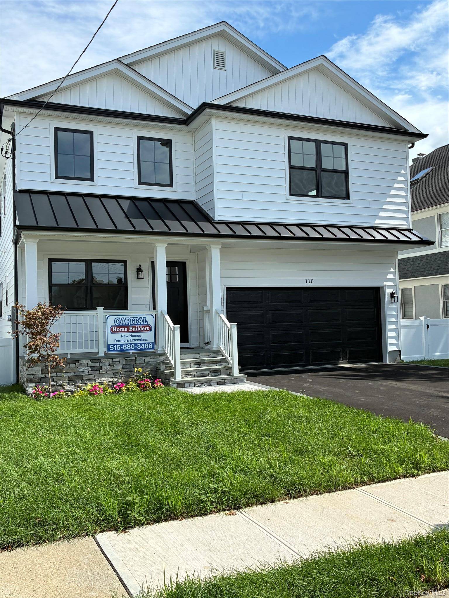 110 Stella CT, Lynbrook, NY 11563