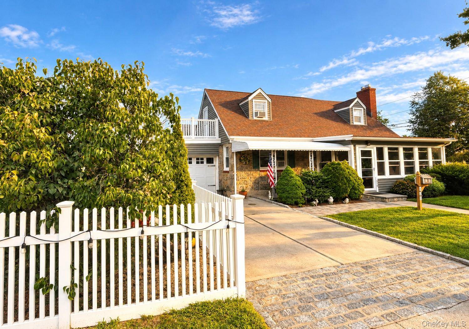 630 9th ST, Garden City South, NY 11552