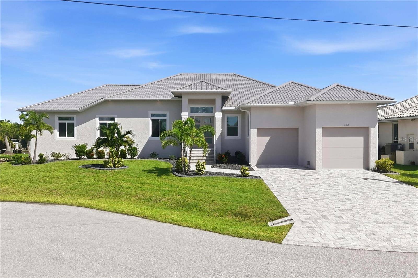 312 SEGOVIA DR, Punta Gorda, FL 33950