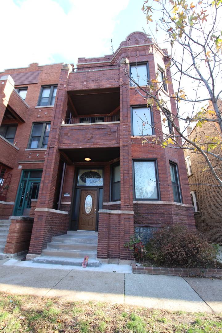 909 N Leavitt ST #3F, Chicago, IL 60622