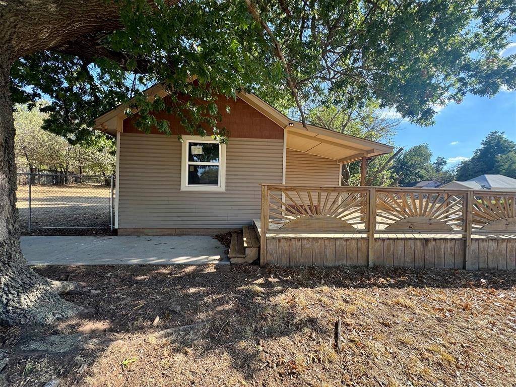 1501 S 6th ST, Chickasha, OK 73018