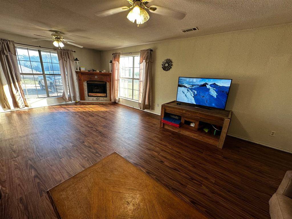 2437 State Highway 22, Whitney, TX 76692