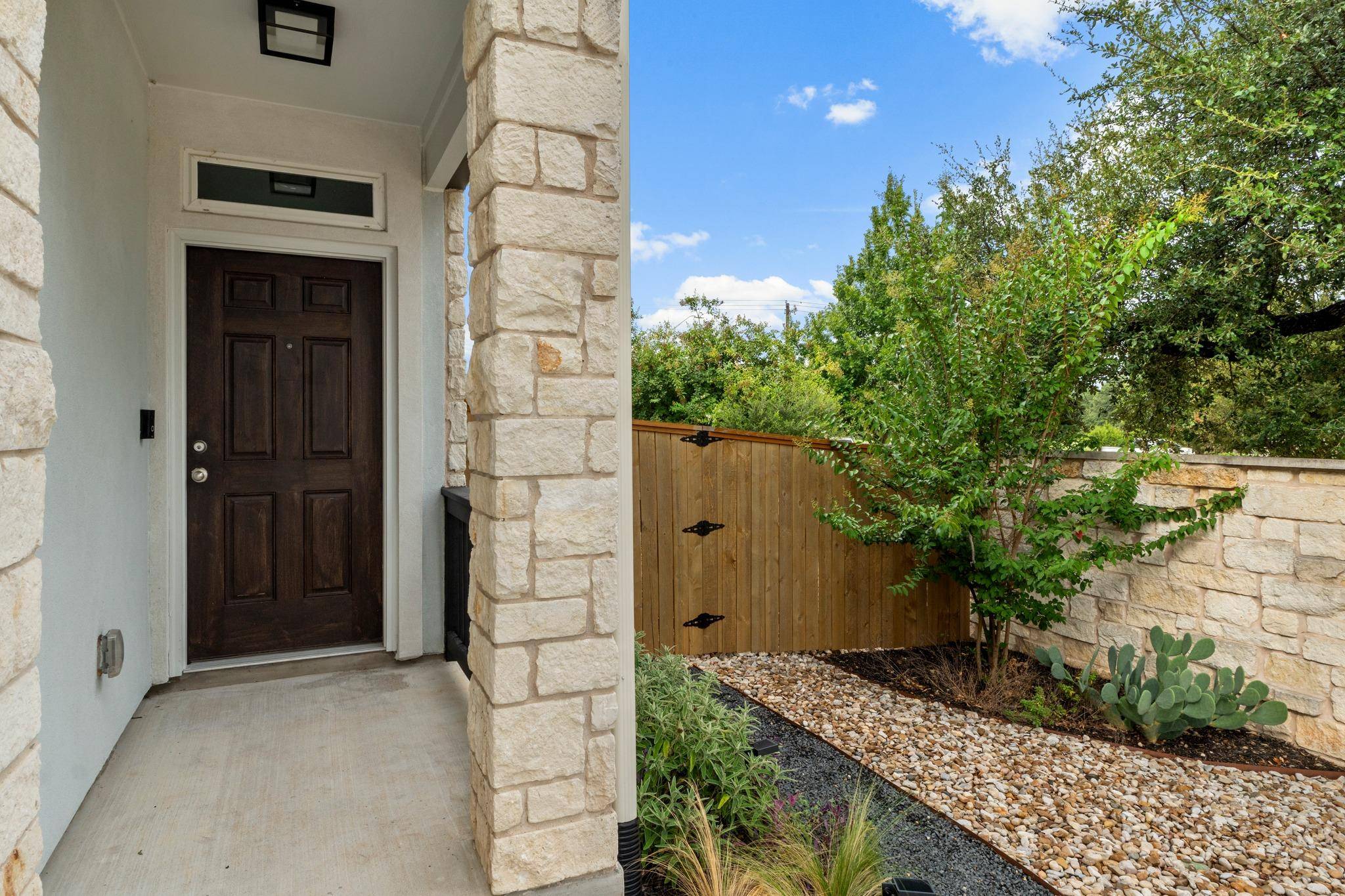 2251 Rocoso TRL, Leander, TX 78641