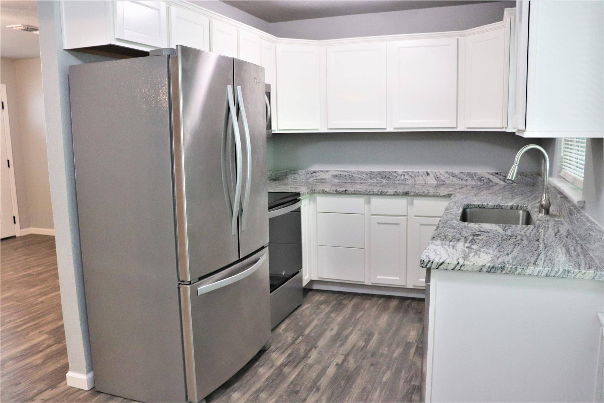 1002 N Main ST, Burnet, TX 78611