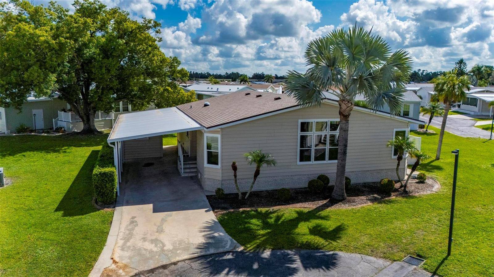 1000 KINGS HWY #105, Port Charlotte, FL 33980