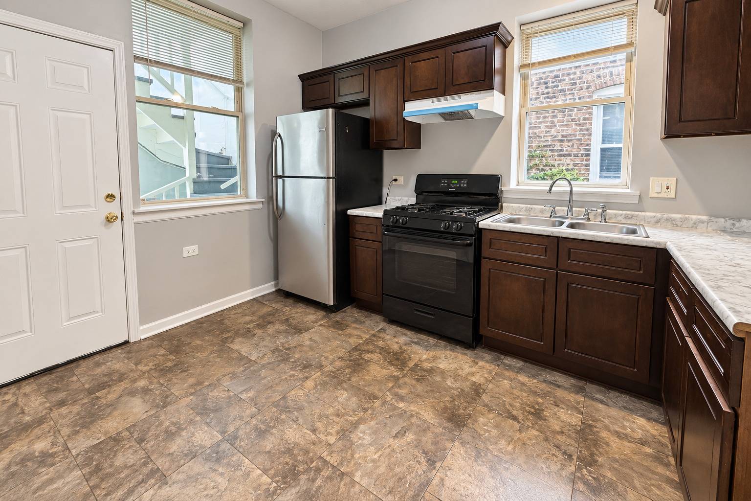 6322 S HONORE ST, Chicago, IL 60636