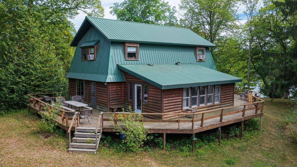 XXX Van Reed IS, Birchwood, WI 54817