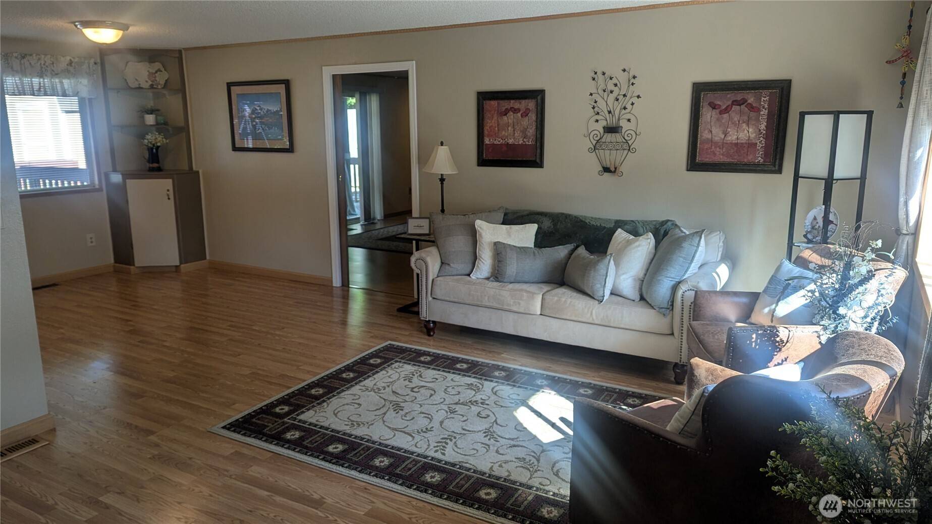 17104 24th AVE SE, Bothell, WA 98012