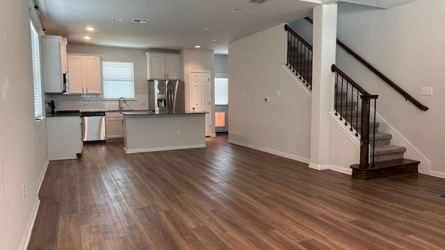 804 Goldilocks LN, Austin, TX 78652