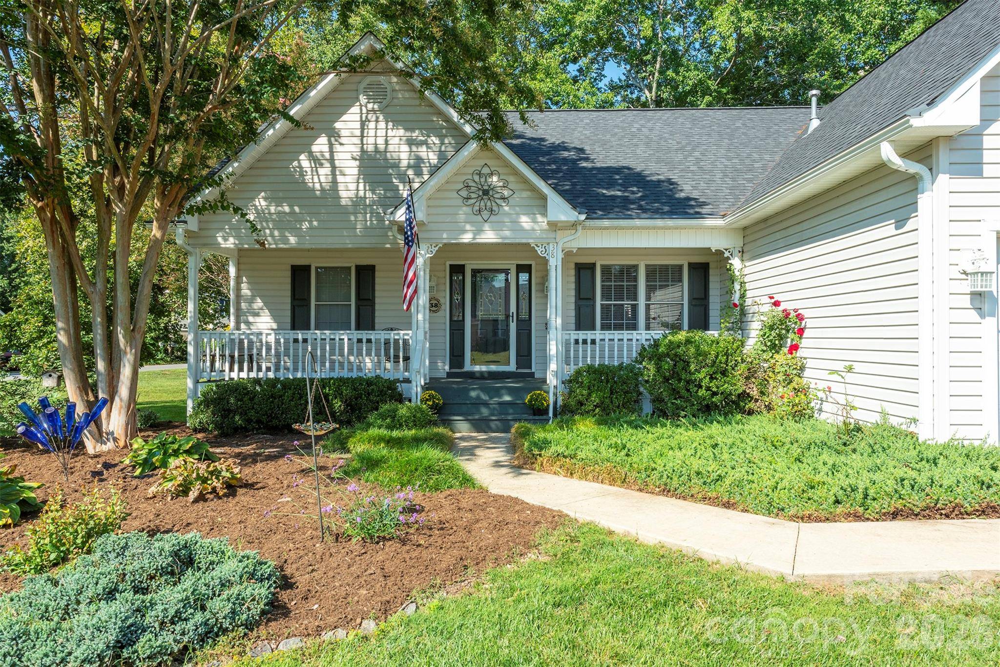 38 Eden Glen RD, Black Mountain, NC 28711