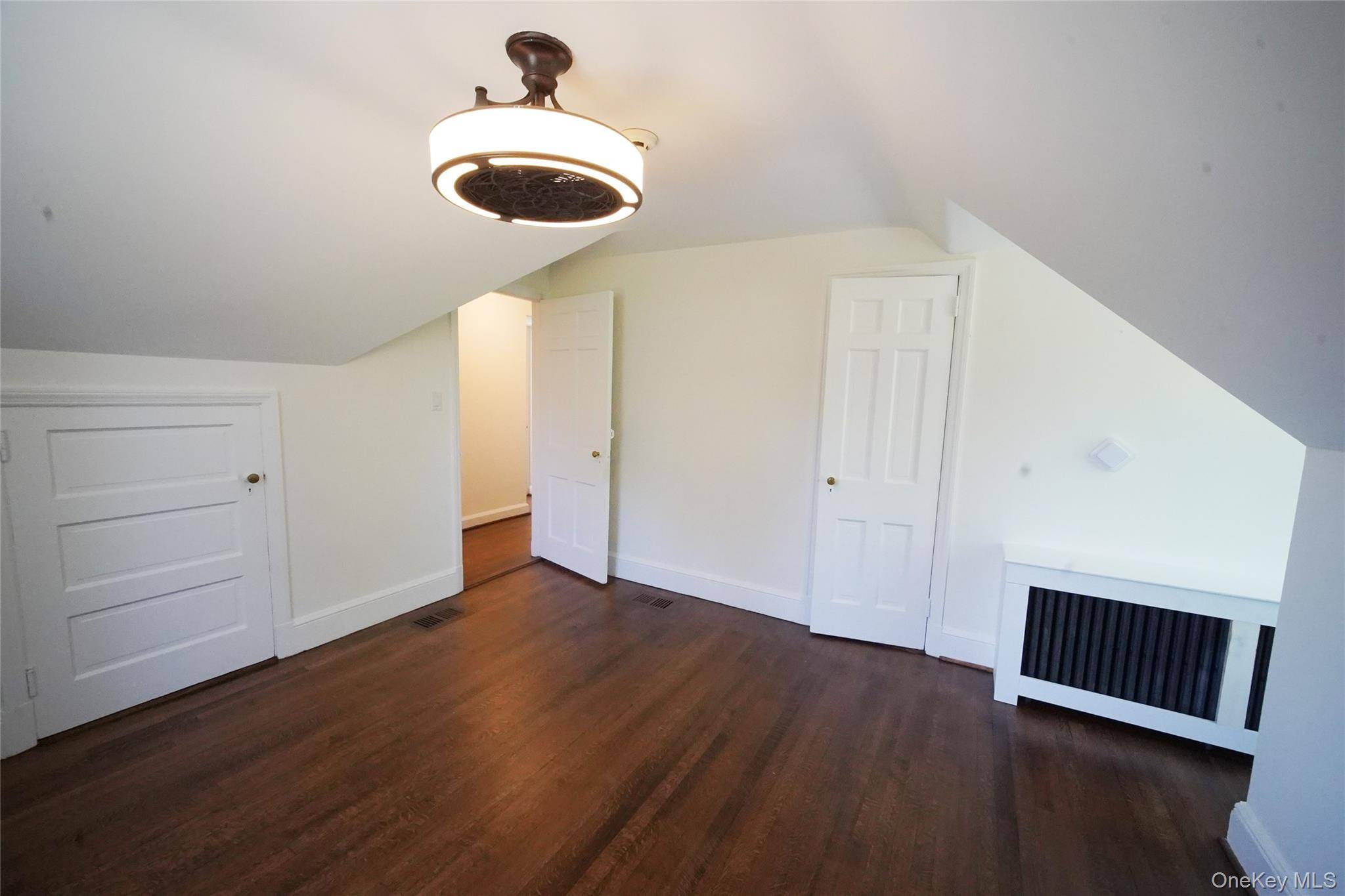 416 Ridgeway, White Plains, NY 10605