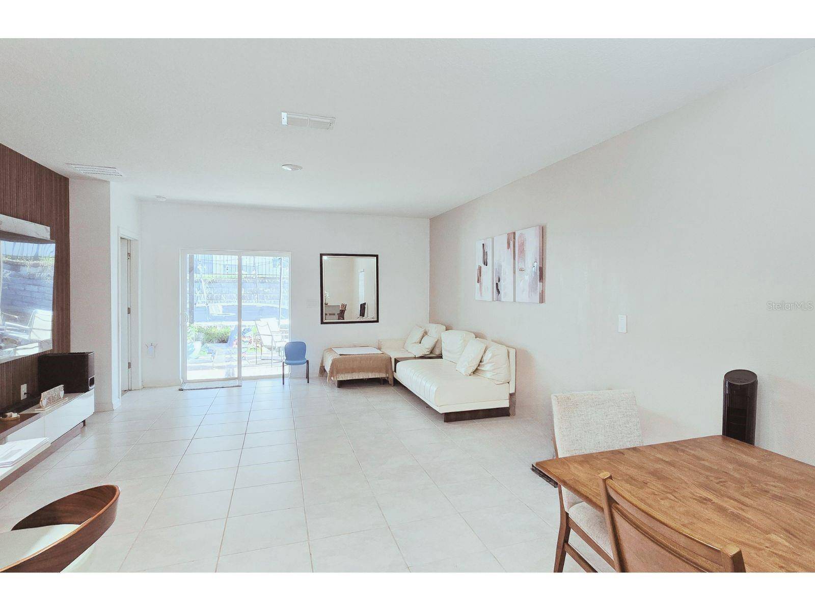 2739 GENTLE RAIN DR, Davenport, FL 33837