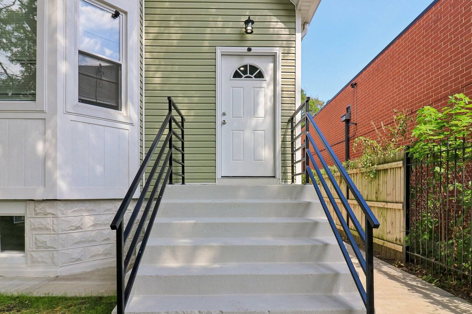 210 W 111th ST, Chicago, IL 60628