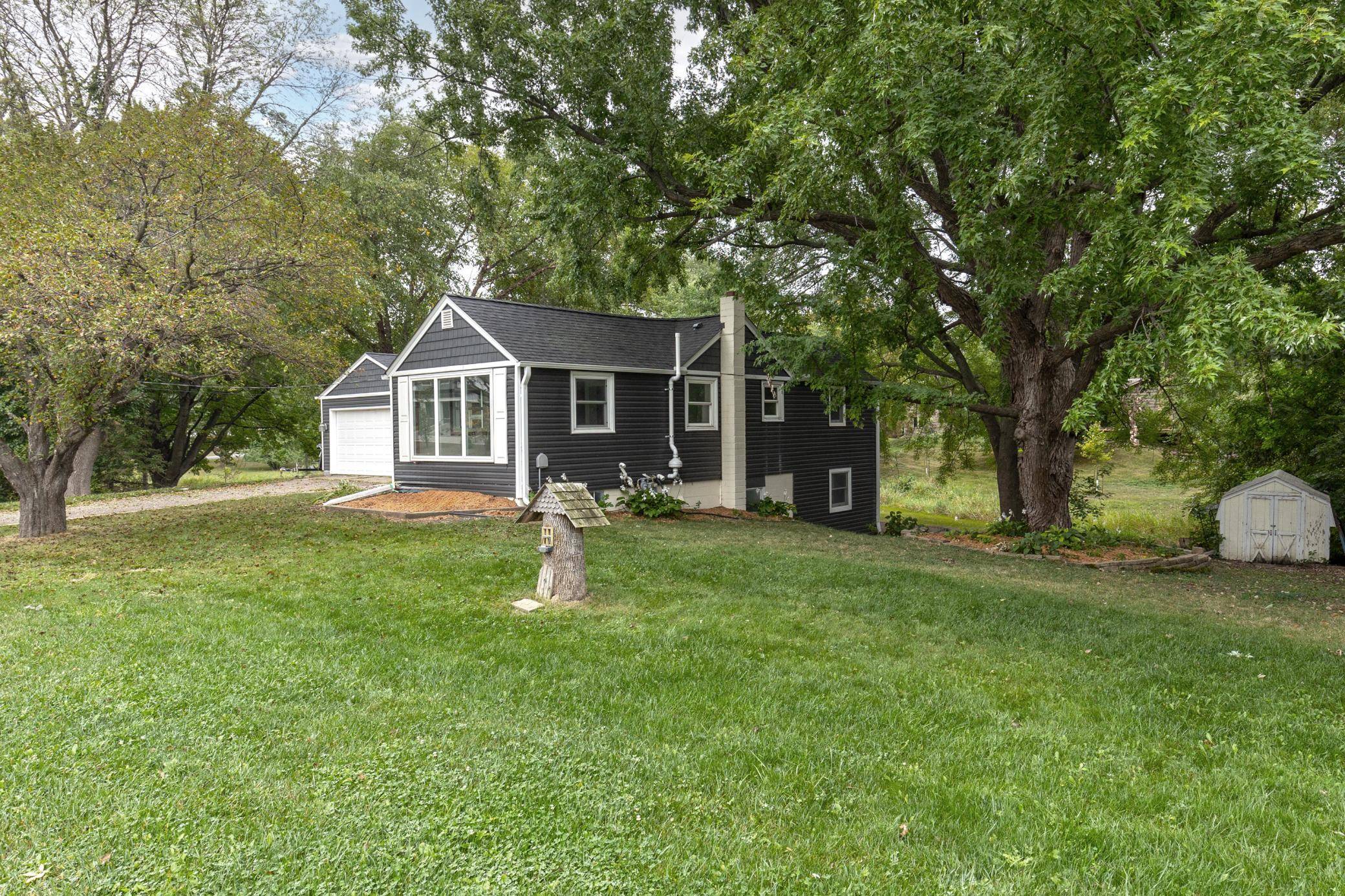 575 Hamel RD, Medina, MN 55340