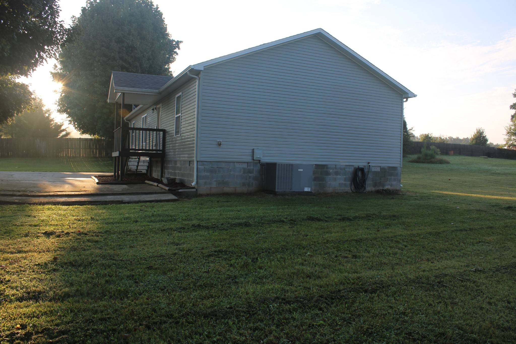 90 Allred Rd, Decherd, TN 37324