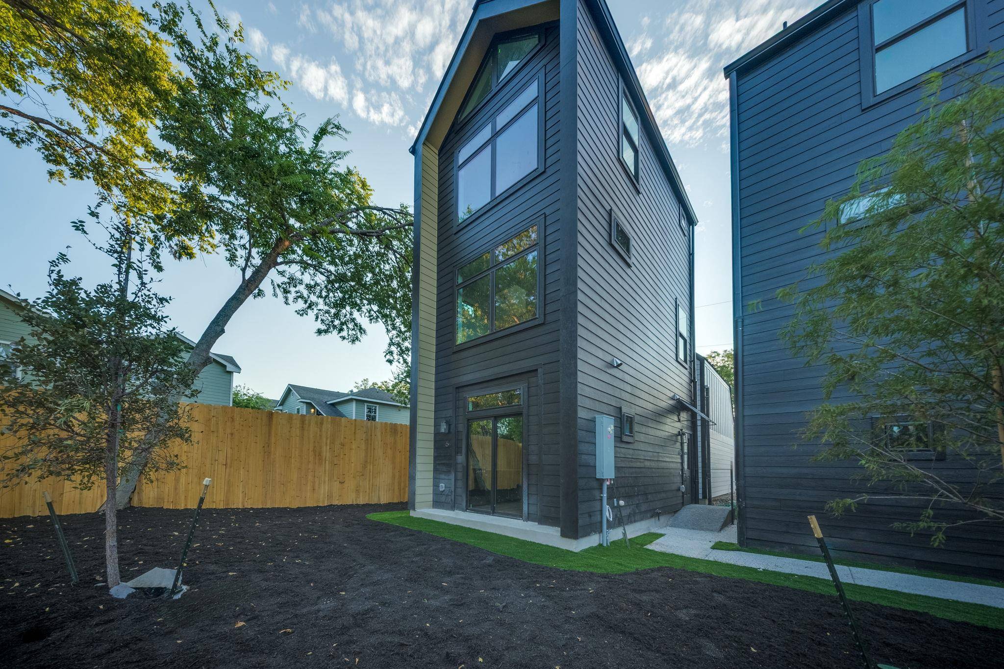 605 E 55th ST #6, Austin, TX 78751