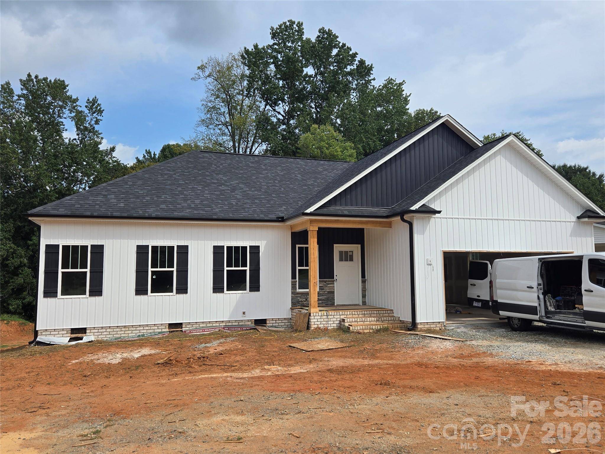 2850 Leonard RD, Lexington, NC 27295