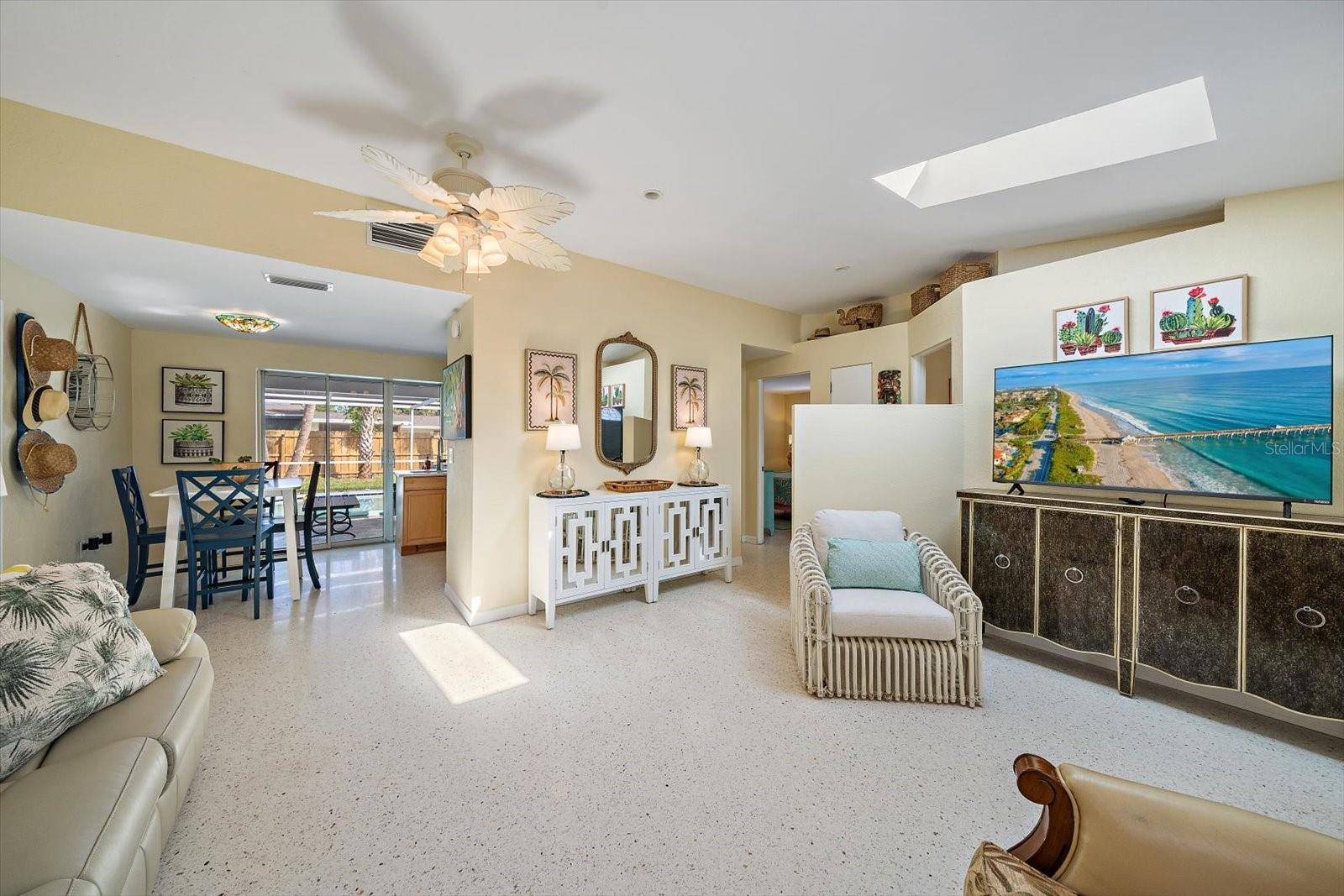 270 W SEMINOLE DR, Venice, FL 34293