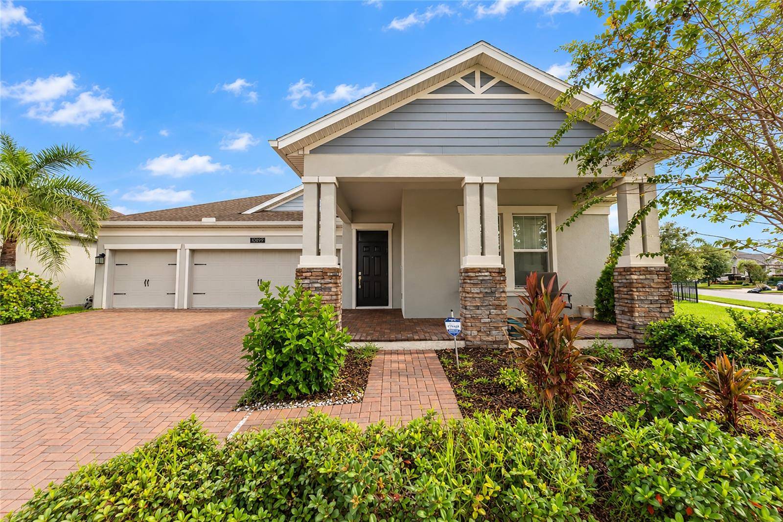 10899 LONGLEAF WOODS DR, Orlando, FL 32832