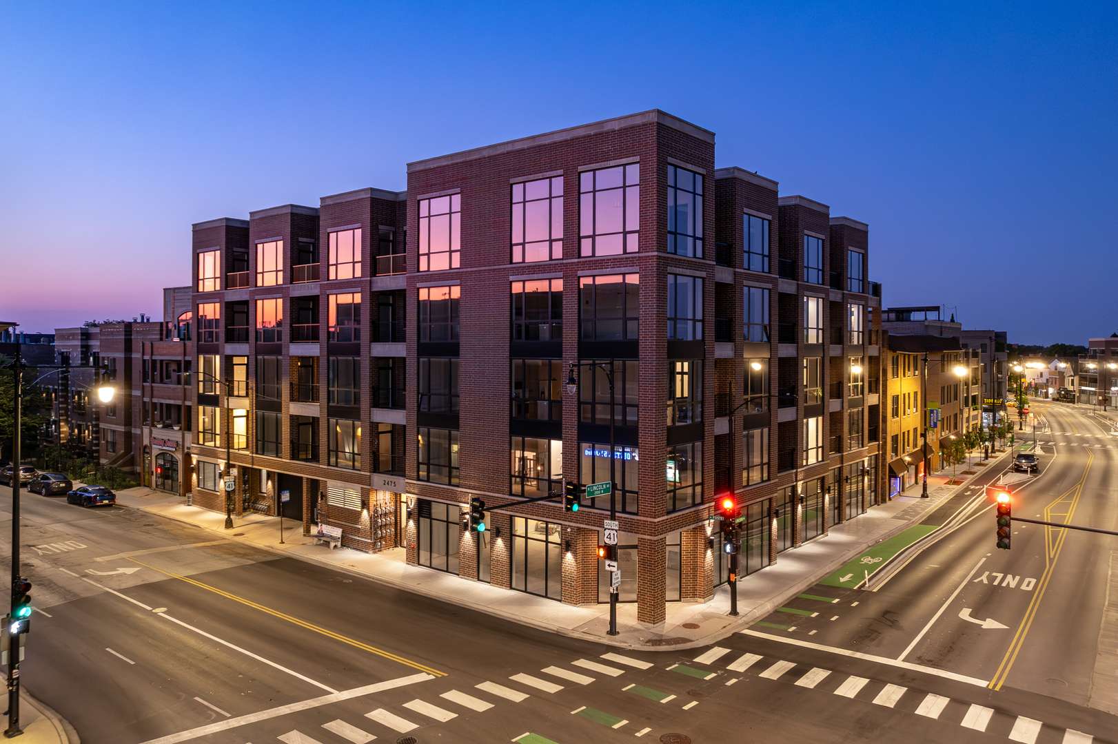 2475 W FOSTER AVE #408, Chicago, IL 60625