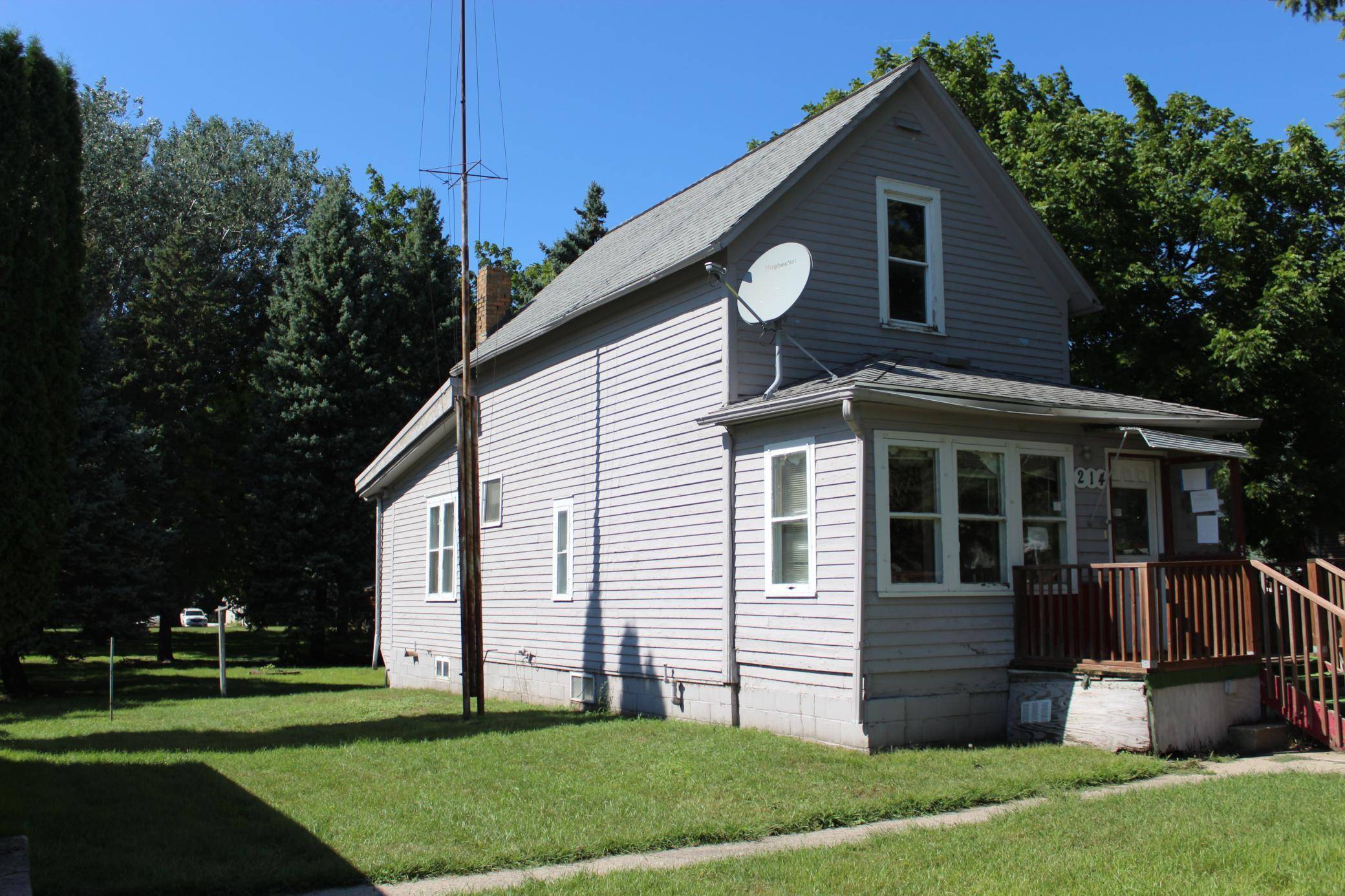 214 2nd ST NW, Pennock, MN 56279