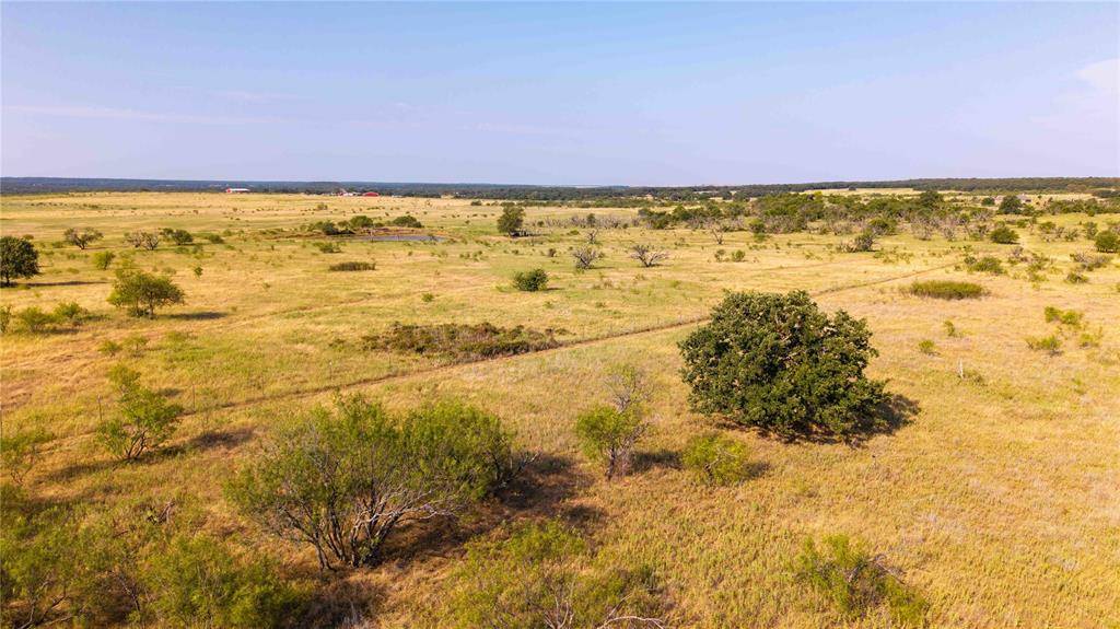 Tr 8 4 Wire, Bowie, TX 76230
