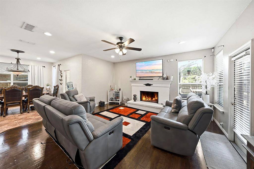 1717 Chase Oaks Drive, Keller, TX 76248