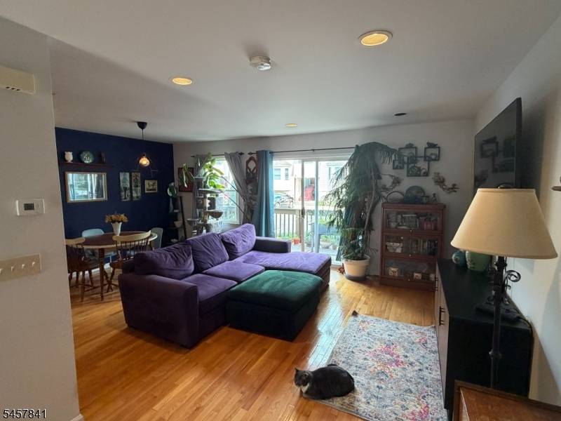 45 Royal Ave #28, Hawthorne Boro, NJ 07506