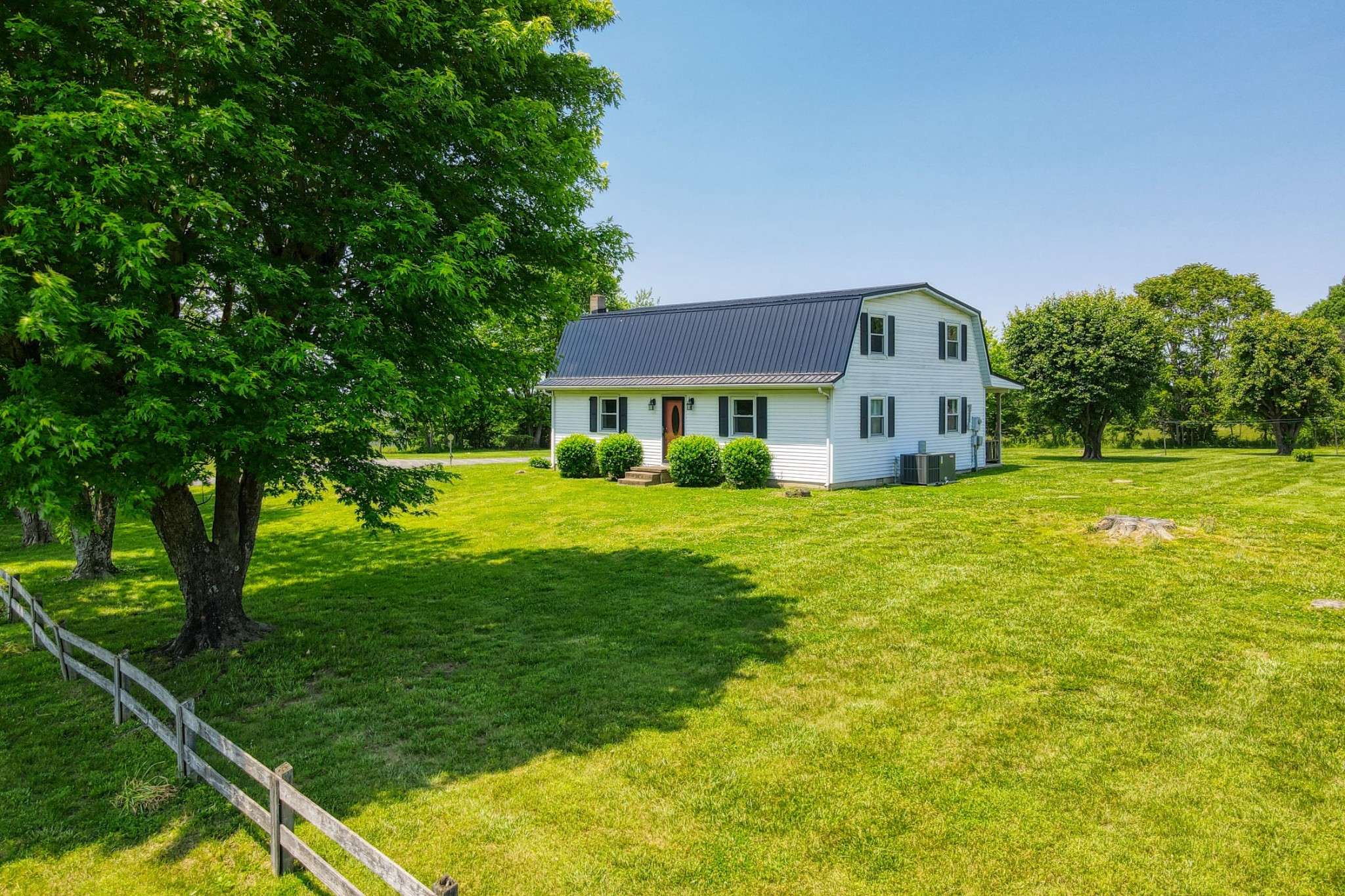 946 Macedonia Rd, Adolphus, KY 42120