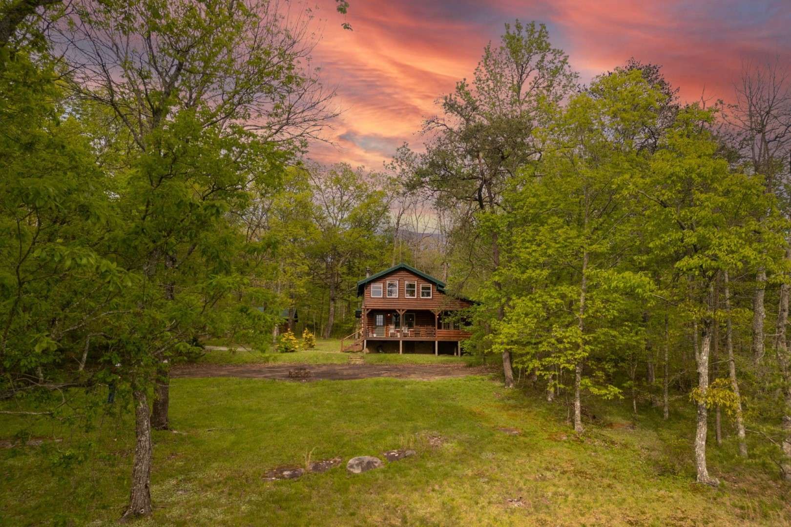 812 Indian Camp Creek Rd, Altamont, TN 37301