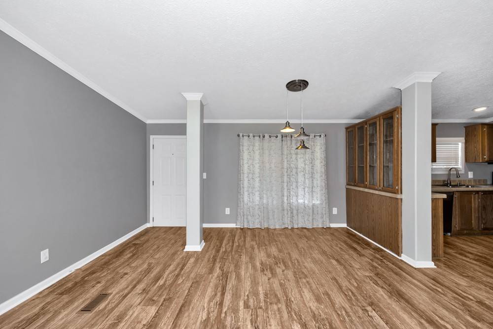 33 Pack Ln, Ardmore, TN 38449