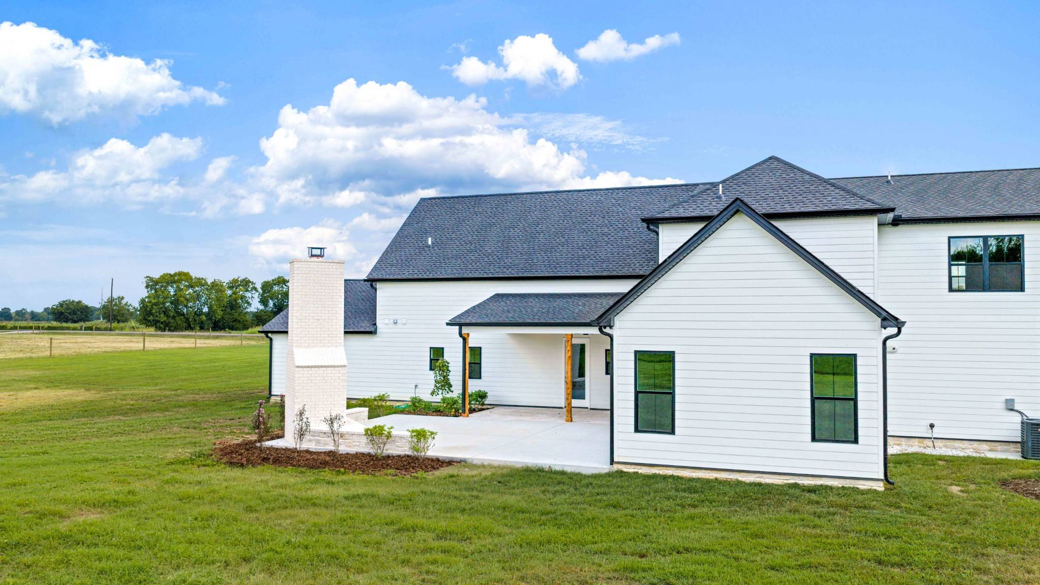 7838 Woodfin Rd, Christiana, TN 37037