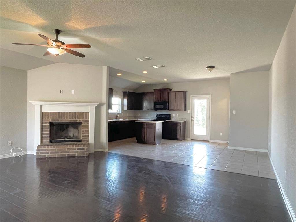 2525 Elk Creek Street, Temple, TX 76504