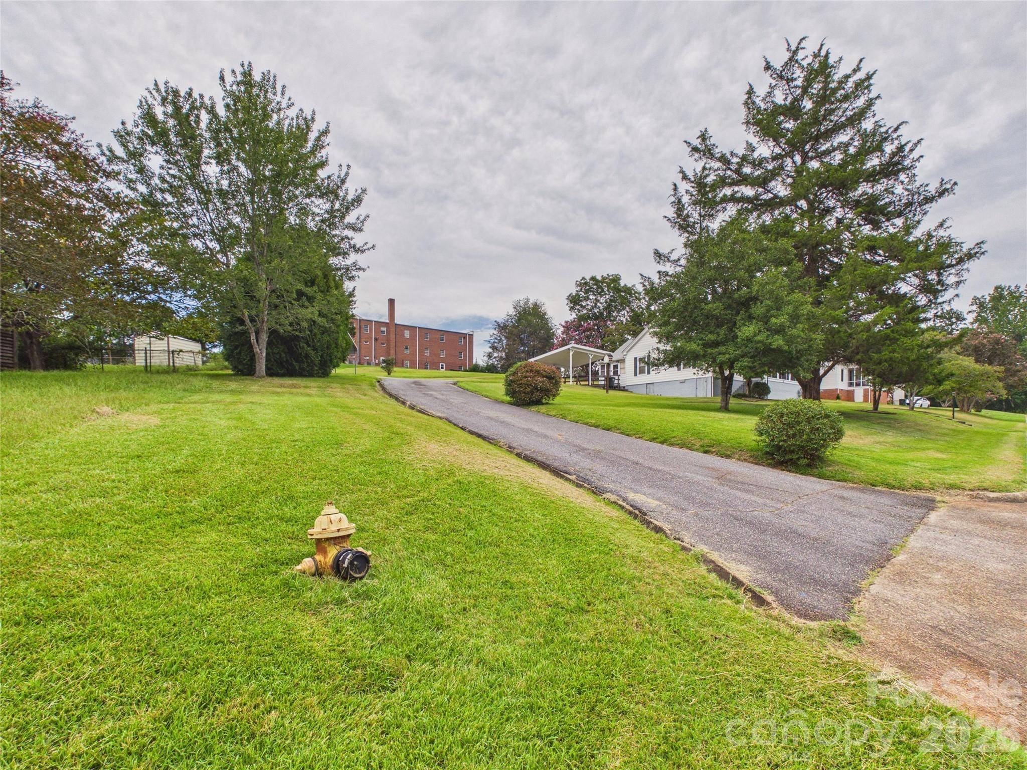 107 Mimosa AVE, Rhodhiss, NC 28630