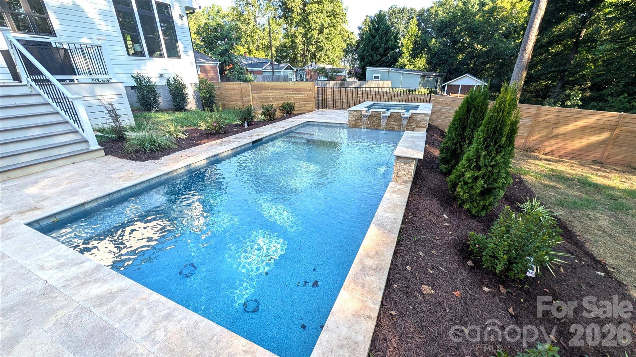 1718 Seifert CIR, Charlotte, NC 28205