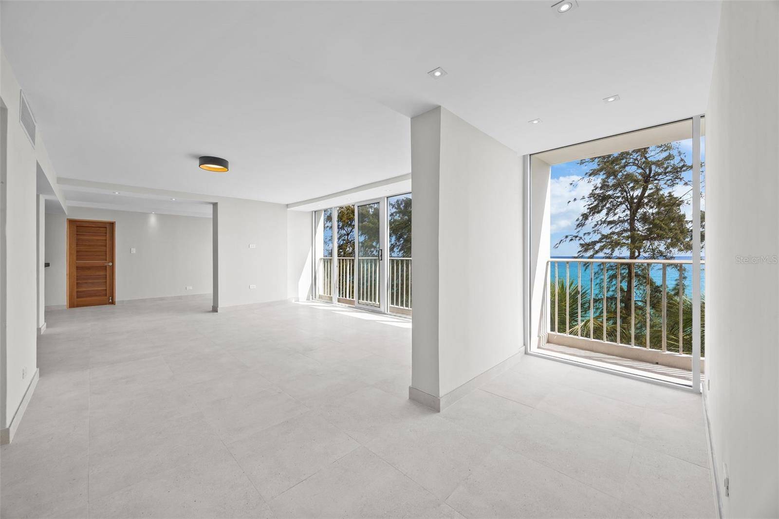 #3103 Isla Verde COND. CONDESA DEL MAR #607 #607, Carolina, PR 00979