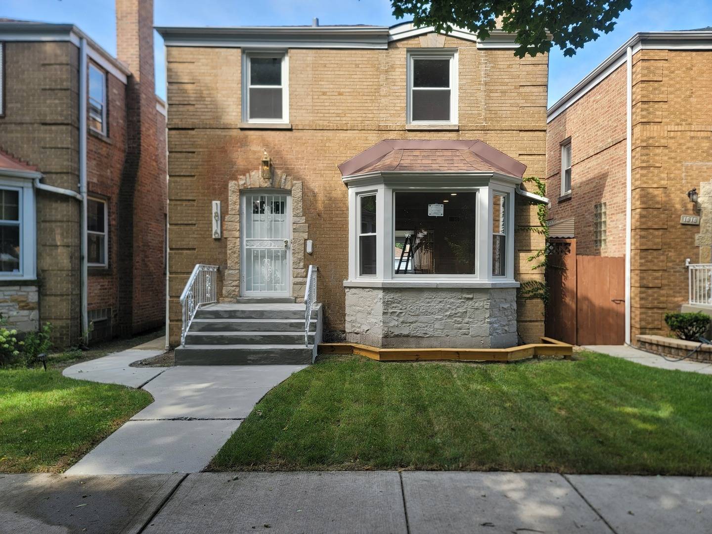 1816 N Nashville AVE, Chicago, IL 60707