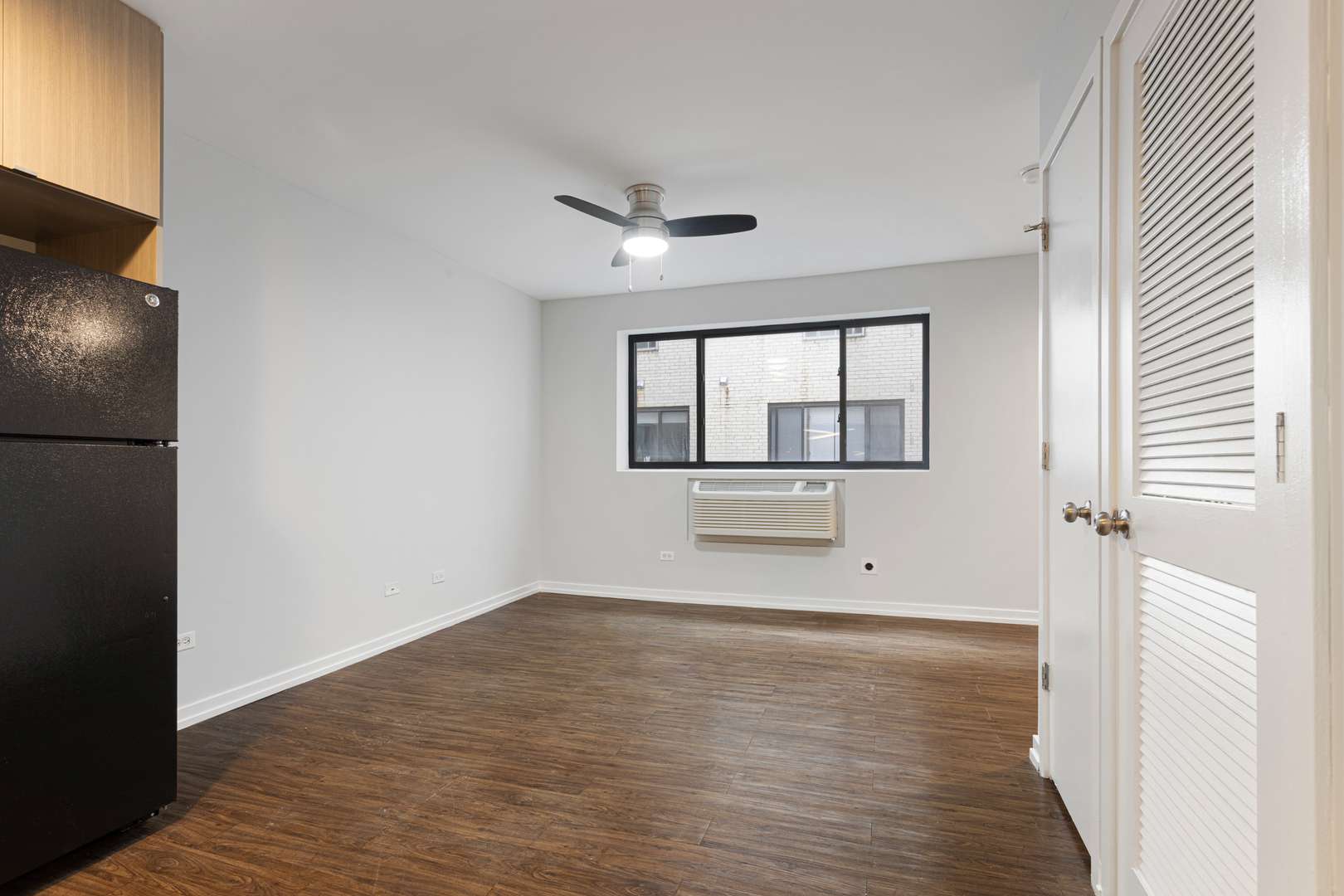 5411 N Winthrop AVE #217, Chicago, IL 60640
