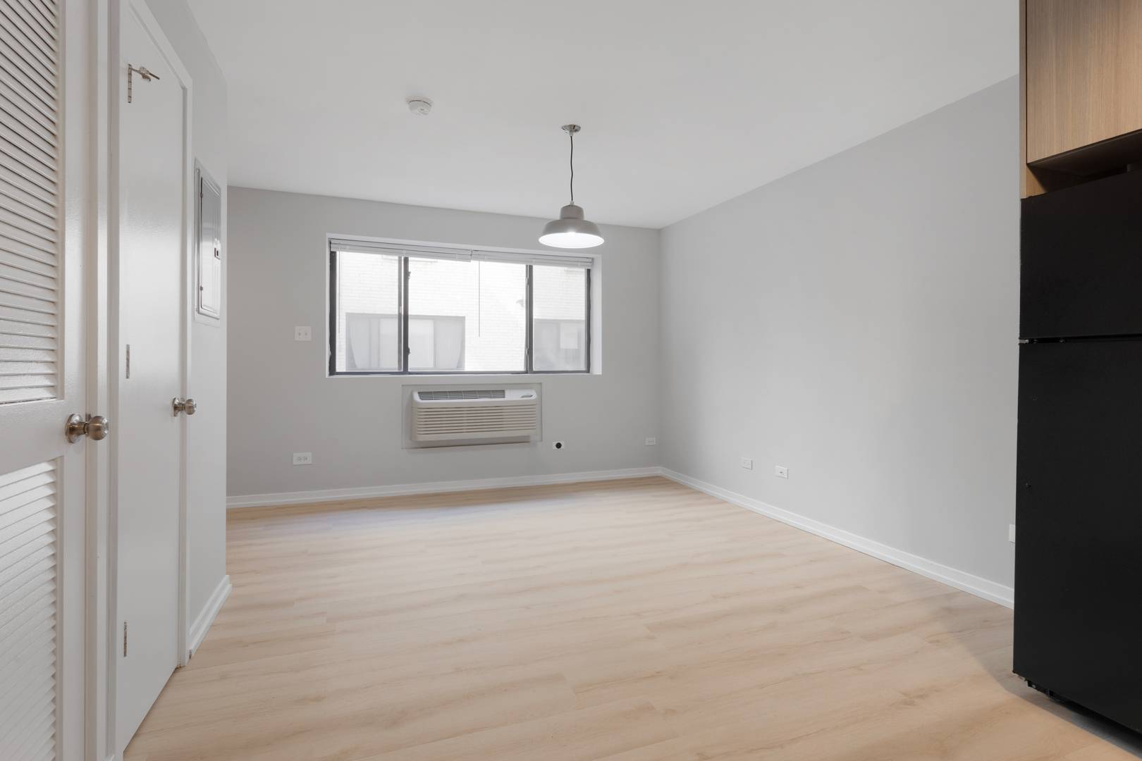 5411 N Winthrop AVE #216, Chicago, IL 60640