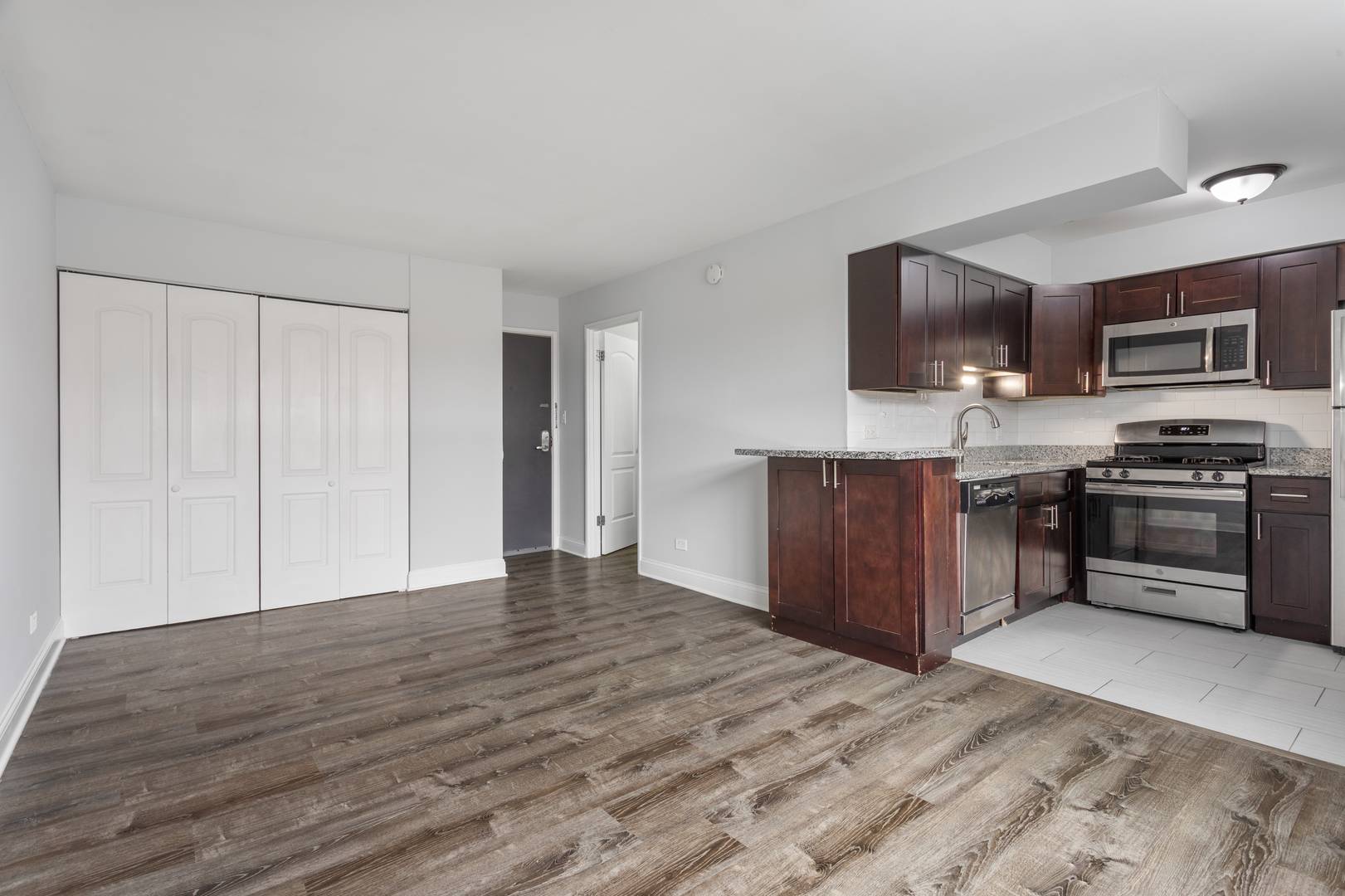 5534 N Kenmore AVE #504, Chicago, IL 60640