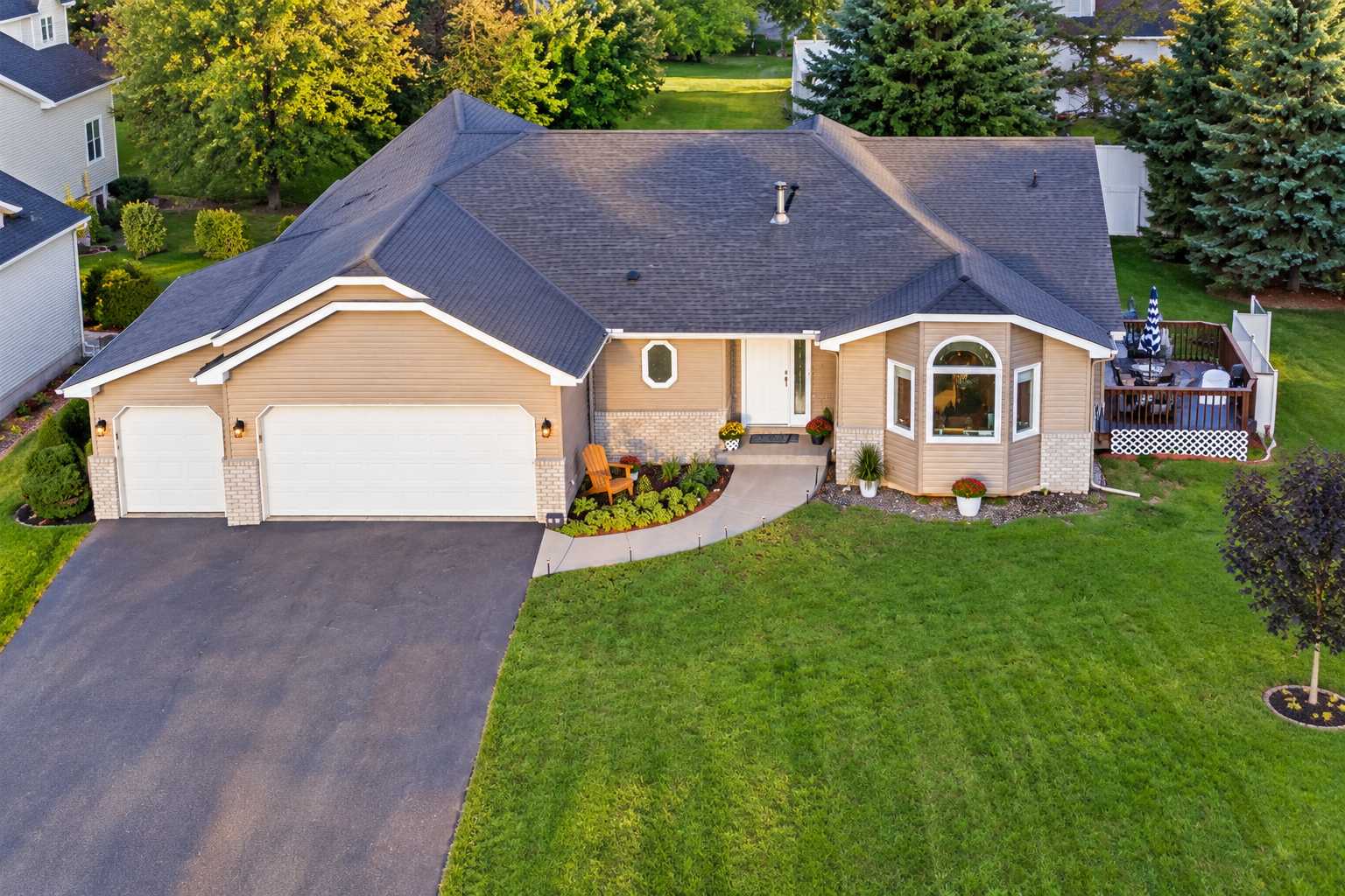 11561 Butternut ST NW, Coon Rapids, MN 55448