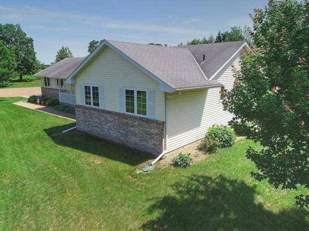 13295 Saint Croix TRL, North Branch, MN 55056