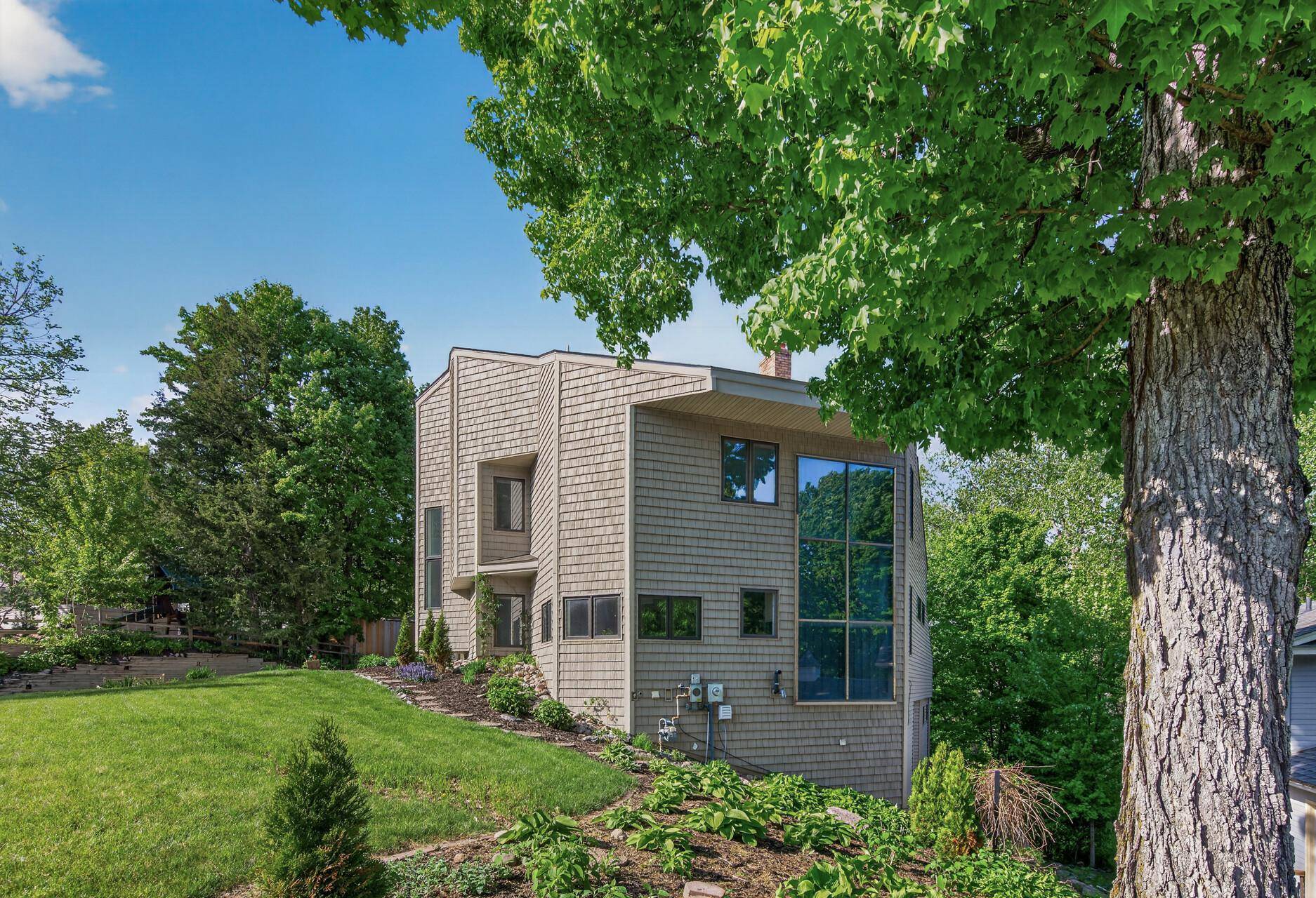 7508 W 77th ST, Chaska, MN 55318