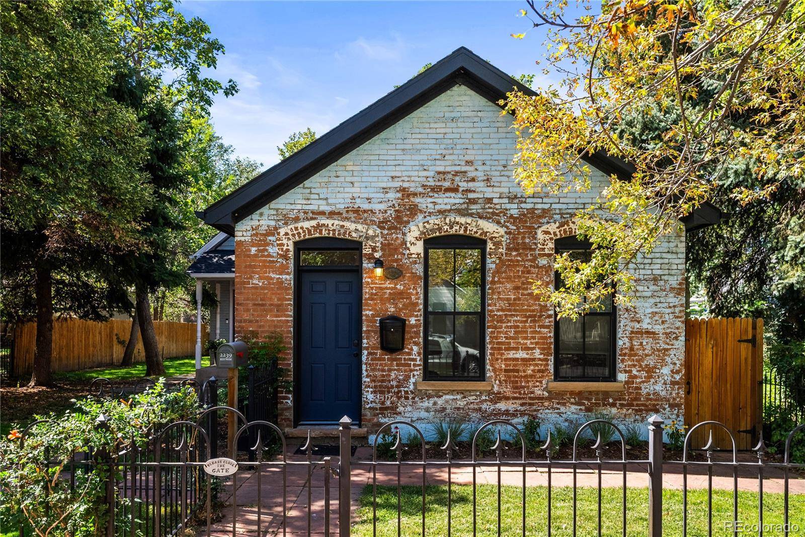 2239 N Clarkson ST, Denver, CO 80205