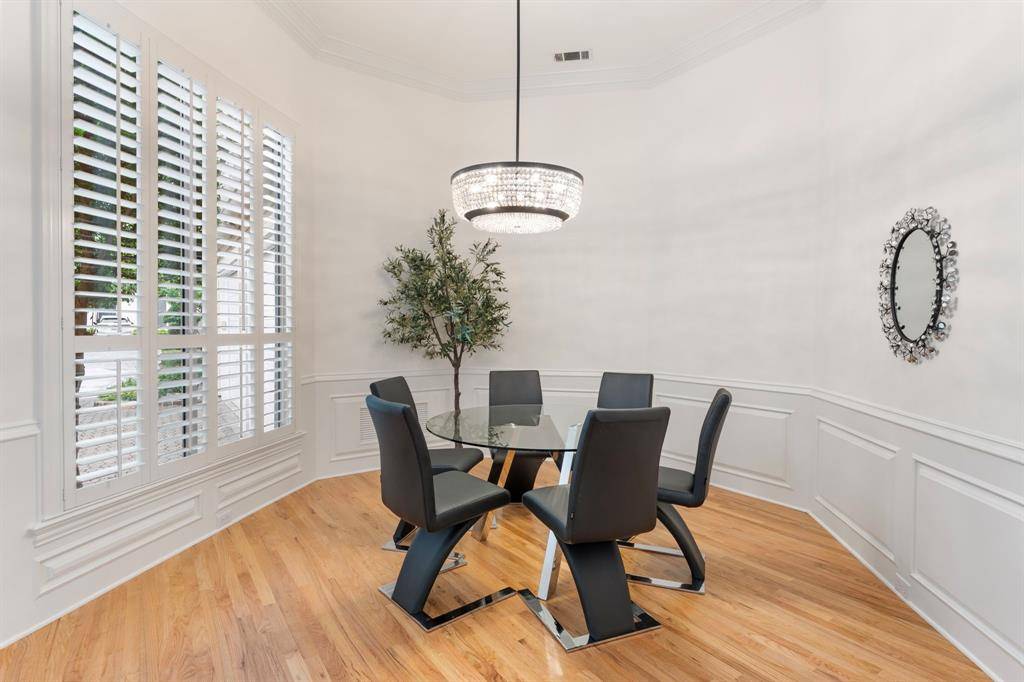 17 Woodcreek Lane, Frisco, TX 75034